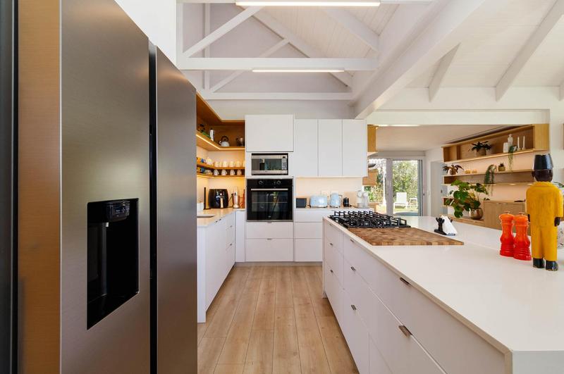 To Let 4 Bedroom Property for Rent in Steenberg Estate Western Cape